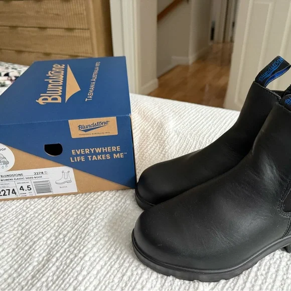 Blundstone Woman’s Classic Black Boots - Picture 1 of 5
